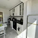 Stylish 1 By Homing Apartment *